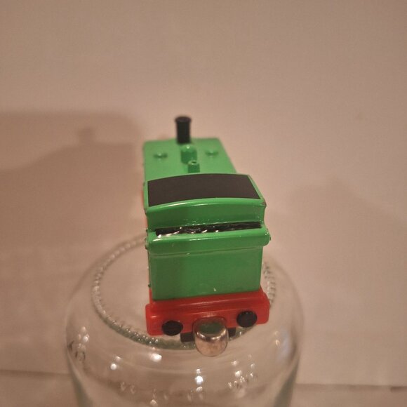 2002 Thomas & Friends Duck GWR #8 Green Train Engine Die-Cast Metal Vtg - Picture 3 of 7